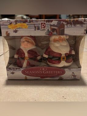 Season's Greeters Santa Salt & Pepper Shaker Set - Red and White